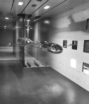 液体压力扫描阀与电子扫描阀，核心差异对比及典型应用场景分析，直接点明对比主体（液体压力扫描阀 vs 电子扫描阀），突出对比+应用的双重内容维度，使用专业术语保持技术文档调性，通过冒号分层增强可读性，限定在工业自动化领域的技术选型场景，若需调整侧重点（如强调成本/精度等特定维度），可提供更具体的需求方向。